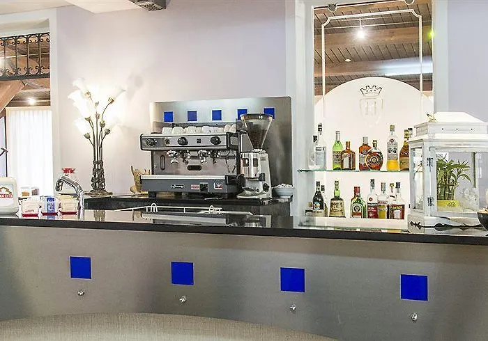 La Terrazza Hotel 2*